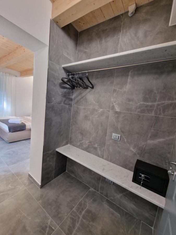 Marla Rooms La Spezia Buitenkant foto