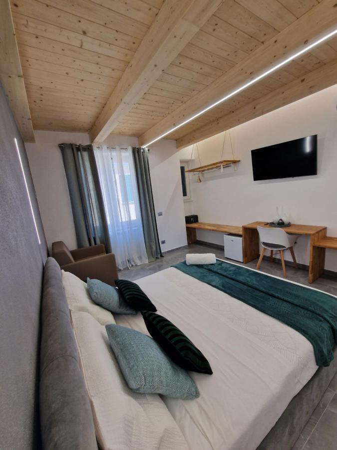 Marla Rooms La Spezia Buitenkant foto