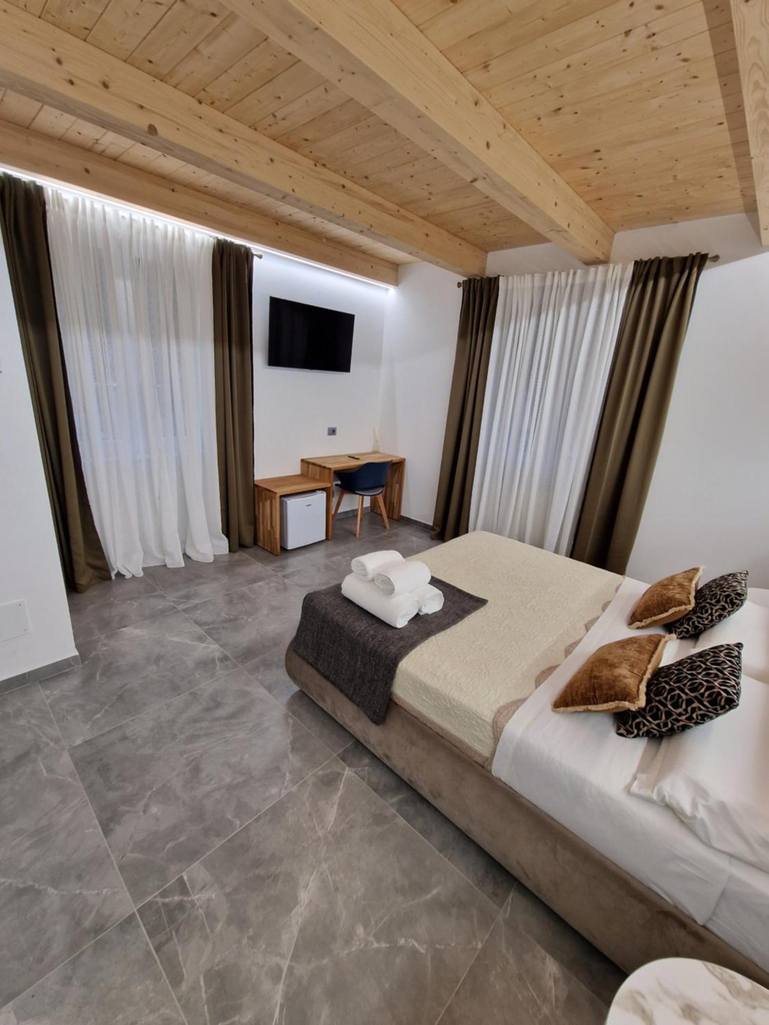 Marla Rooms La Spezia Buitenkant foto